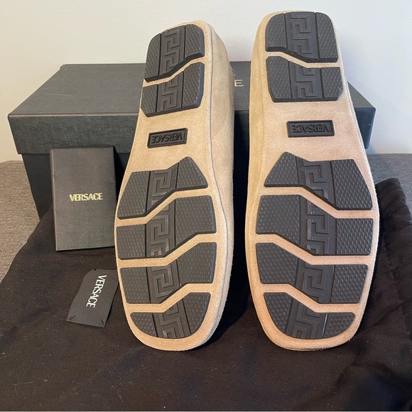 Versace Men’s Villa Leather Drivers Shoes in Sand,  Size 8 - NWT main image 7